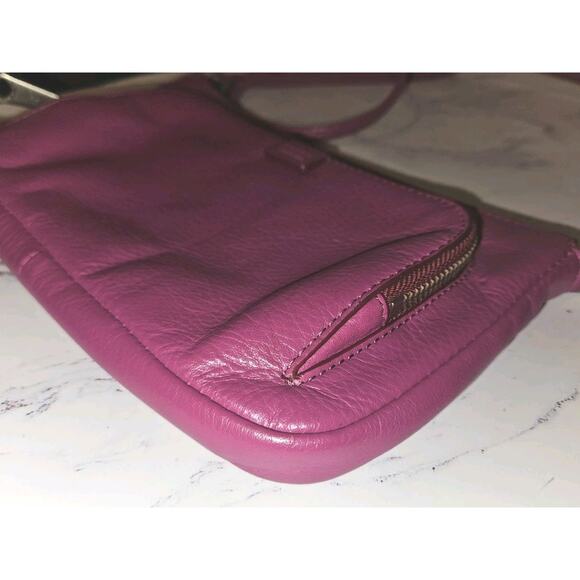 Fossil Fushia Pink Leather Crossbody Handbag 9x5.5 - Picture 4 of 9